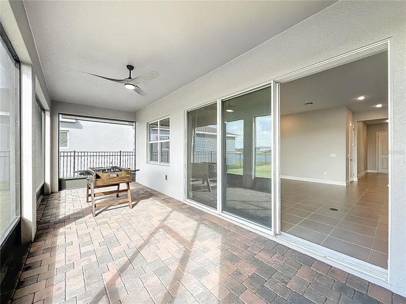 Spacious, unfurnished interior of a new home in , Winter Garden (Image 27).