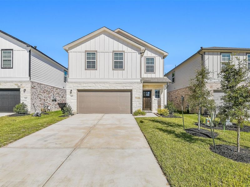 Image 35 of a home in Lakes at Black Oak.