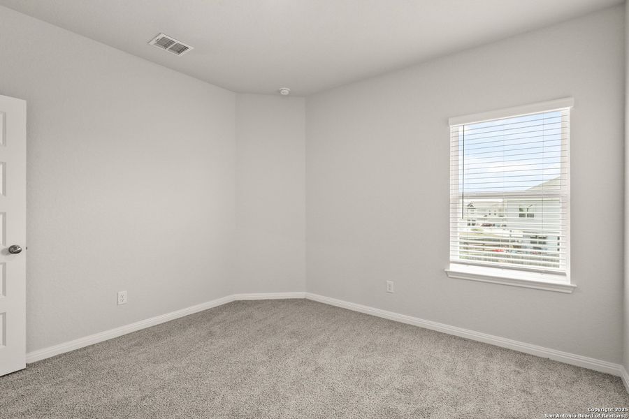 Spacious, unfurnished interior of a new home in Melissa Ranch, San Antonio (Image 15). Spacious, unfurnished interior of a new home in Melissa Ranch, San Antonio (Image 15).