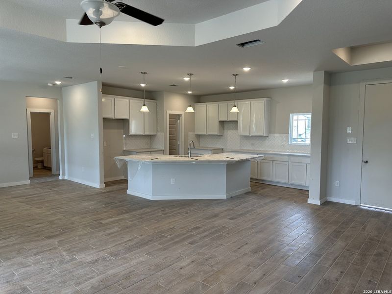 Image 8 of a home in Jordan's Ranch.