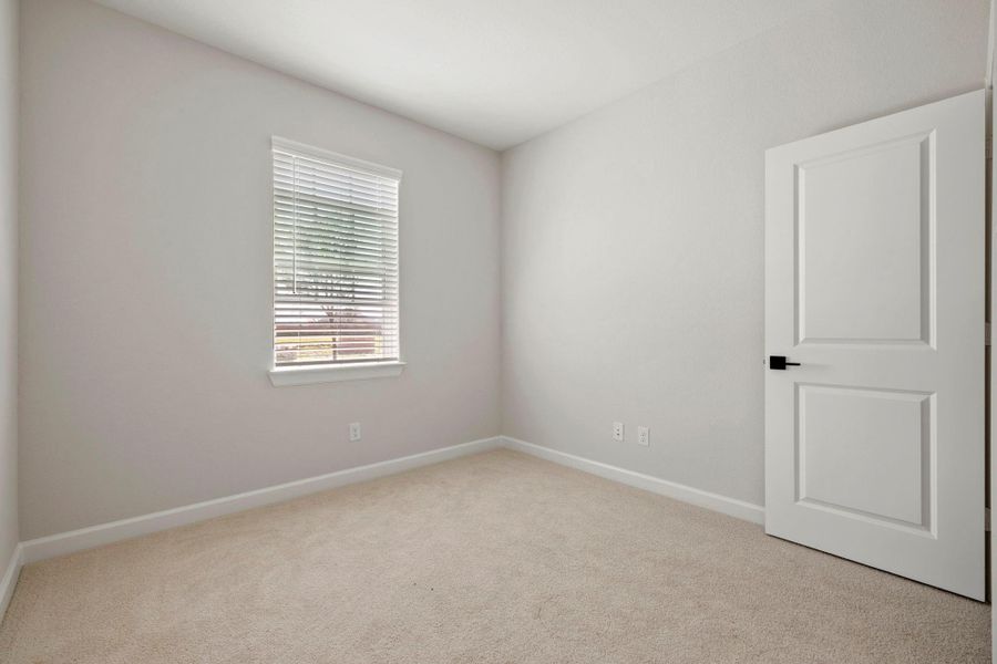 Spacious, unfurnished interior of a new home in Lago Mar, Texas City (Image 8). Spacious, unfurnished interior of a new home in Lago Mar, Texas City (Image 8).