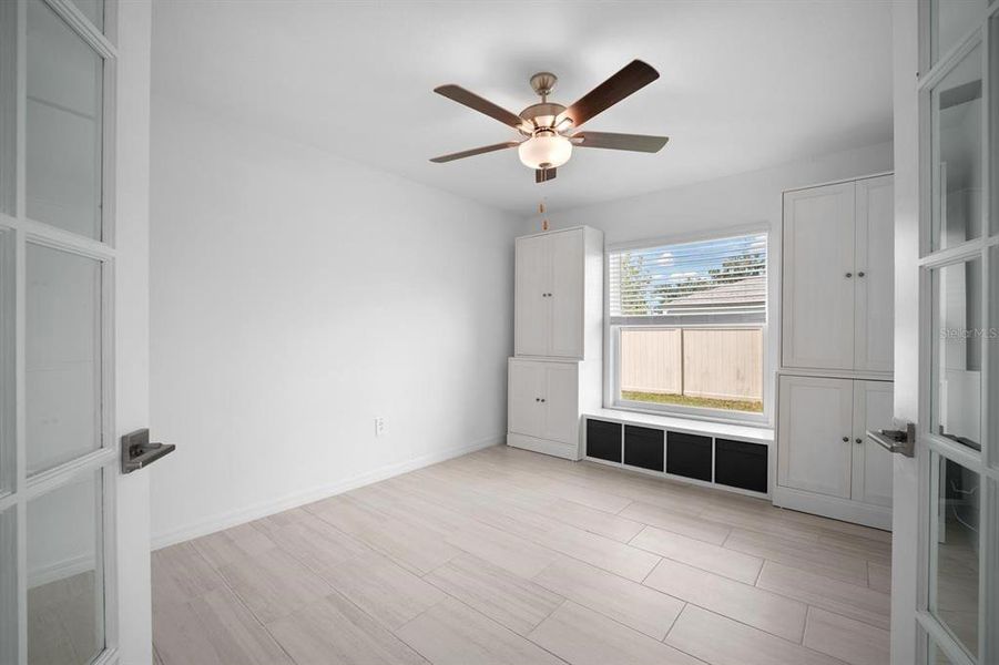Spacious, unfurnished interior of a new home in North Park Isle, Plant City (Image 17).