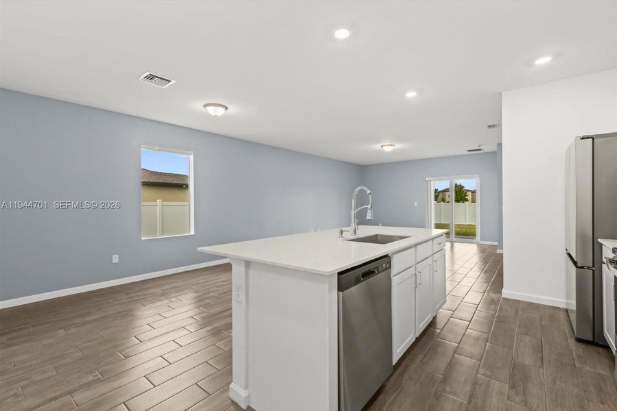 Furnished interior view inside a new home in , Fort Pierce (Image 9).