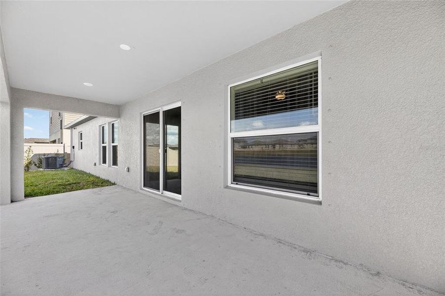 Exterior details and patio area of a home in Balm Grove, Wimauma (Image 3).