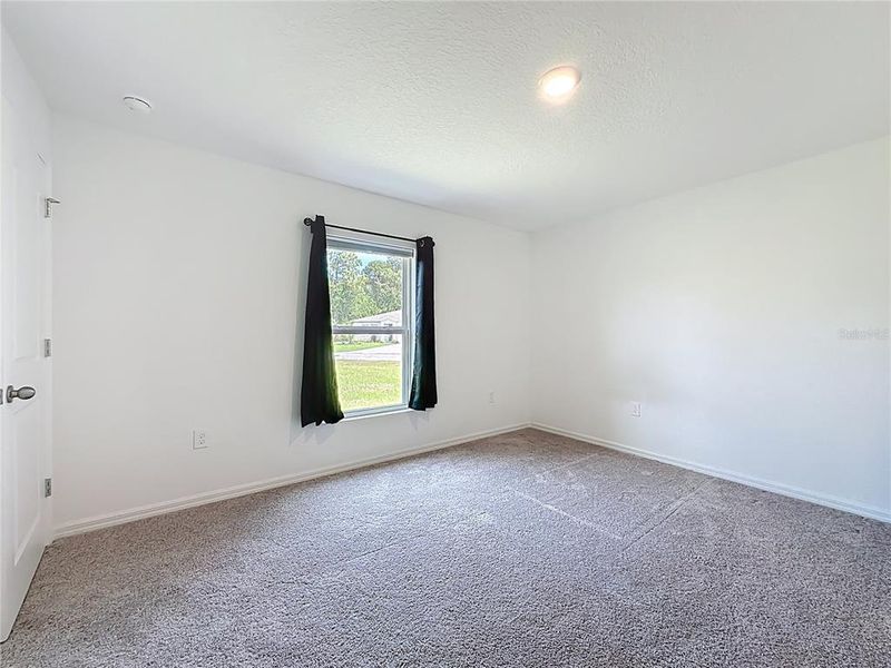 Spacious, unfurnished interior of a new home in , Crescent City (Image 29).