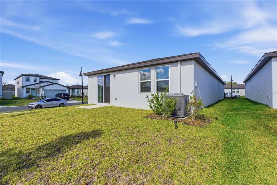 Exterior details and patio area of a home in Park East, Plant City (Image 4). Exterior details and patio area of a home in Park East, Plant City (Image 4).
