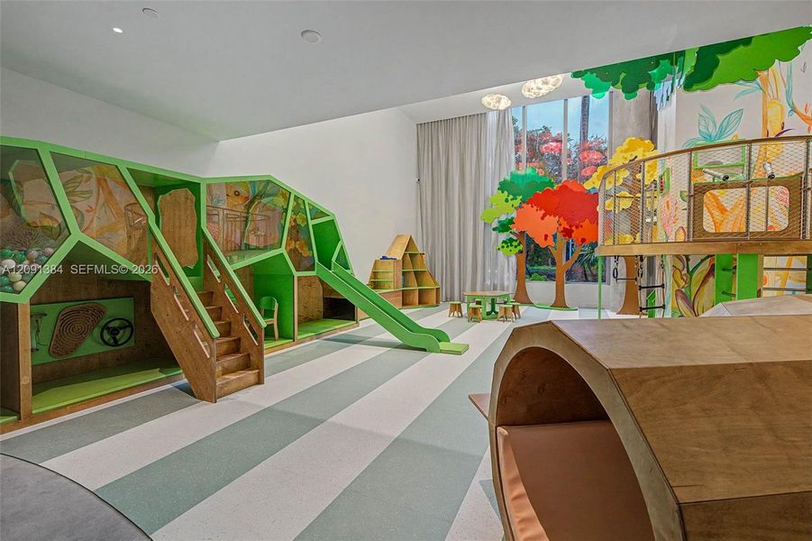 Community amenities in , Miami (Image 25).