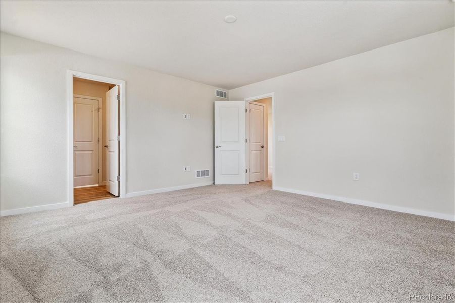 Spacious, unfurnished interior of a new home in Spring Valley Ranch, Elizabeth (Image 14).