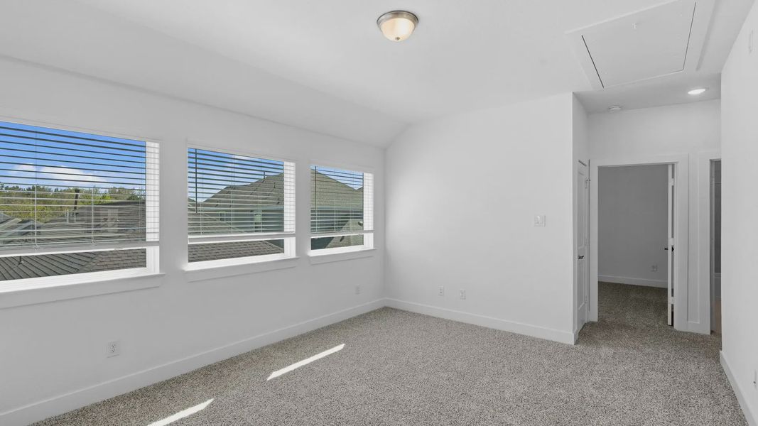 Spacious, unfurnished interior of a new home in Emory Glen, Magnolia (Image 24).