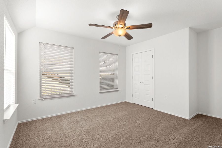 Spacious, unfurnished interior of a new home in , San Antonio (Image 16).