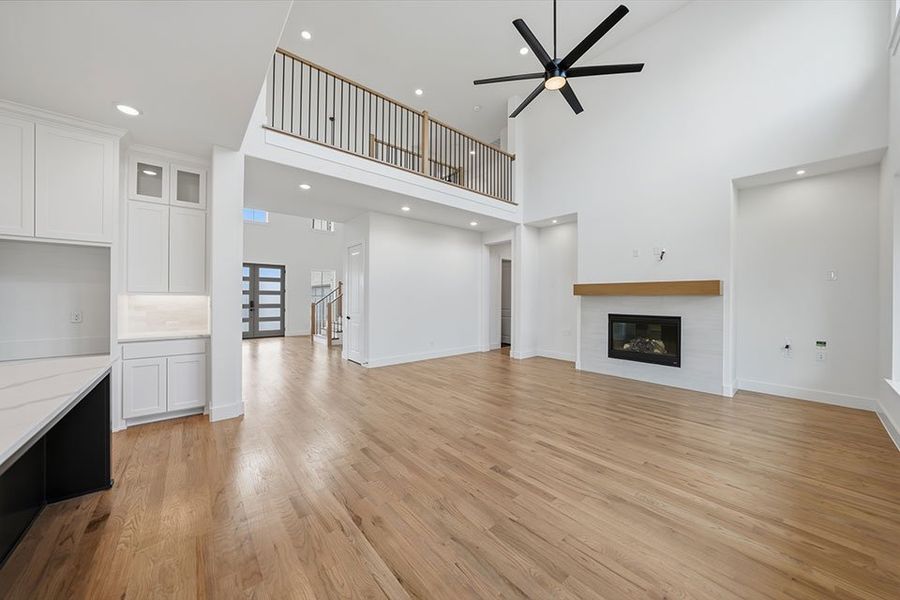 Spacious, unfurnished interior of a new home in Custer Ridge Estates, Allen (Image 30).