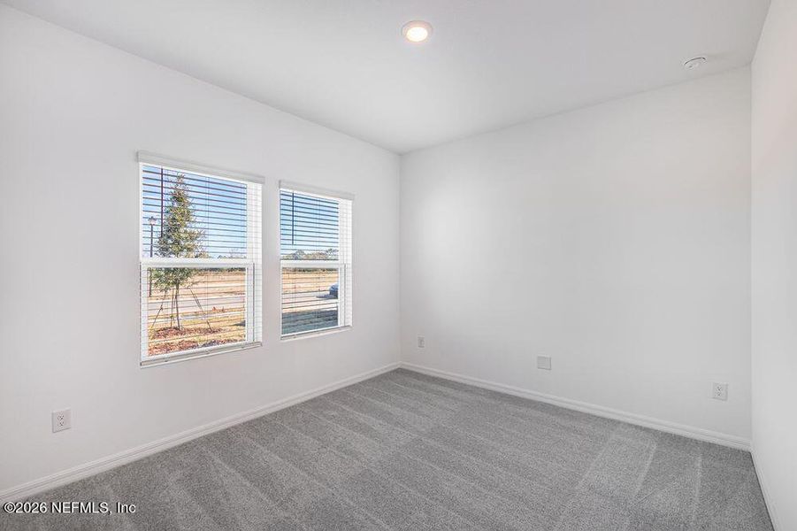 Spacious, unfurnished interior of a new home in Coopers Meadow, Jacksonville (Image 12).