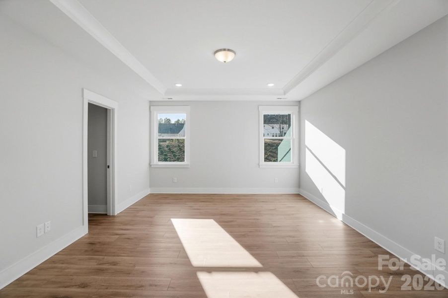 Spacious, unfurnished interior of a new home in Rone Creek, Waxhaw (Image 20).