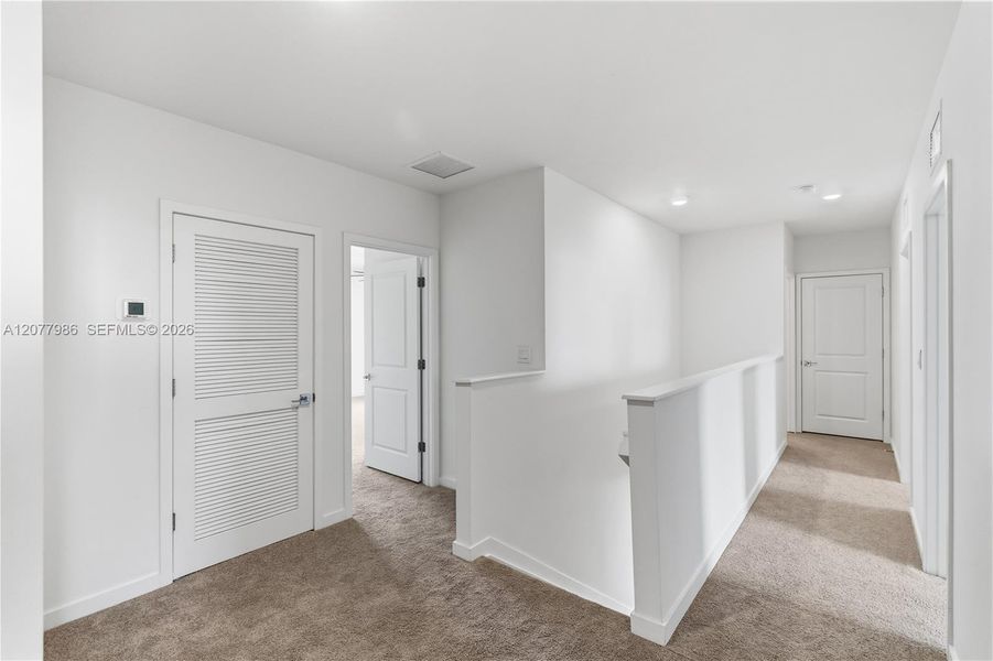 Spacious, unfurnished interior of a new home in Parker Pointe, Homestead (Image 36). Spacious, unfurnished interior of a new home in Parker Pointe, Homestead (Image 36).