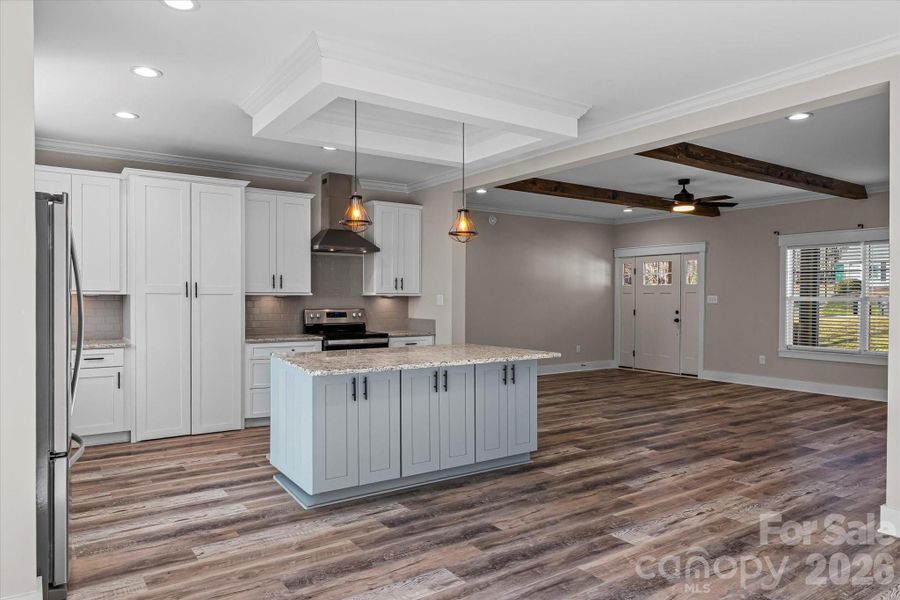 Image 33 of a home in .