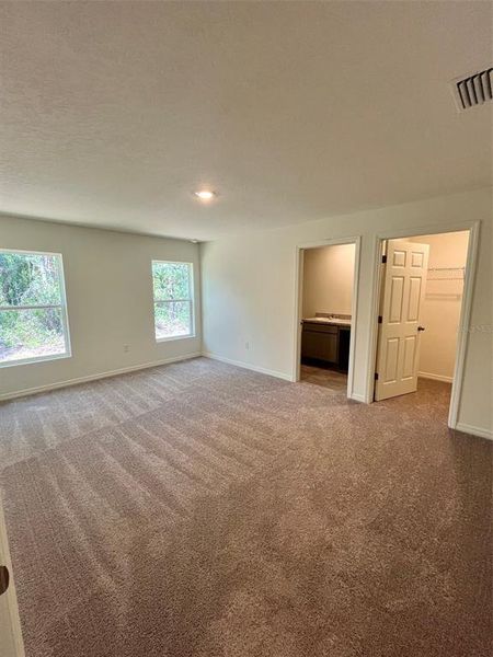 Spacious, unfurnished interior of a new home in Flagler Estates, Hastings (Image 4).