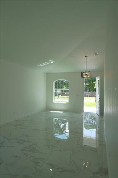 Spacious, unfurnished interior of a new home in , Tampa (Image 55). Spacious, unfurnished interior of a new home in , Tampa (Image 55).