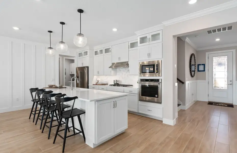 Representative furnished interior of a home built from the Ashby Grand by Pulte Homes in Stonehill, Howey-in-the-Hills (Image 12).