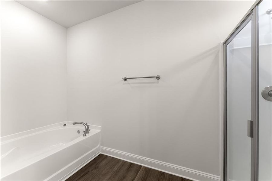 Spacious, unfurnished interior of a new home in Habersham Meadows, Demorest (Image 23).