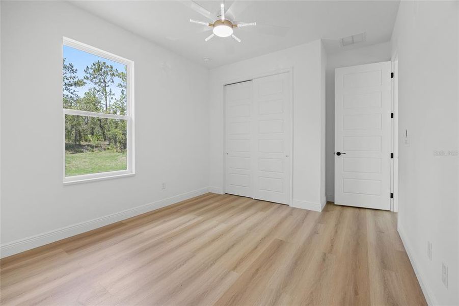 Spacious, unfurnished interior of a new home in , Dunnellon (Image 35).