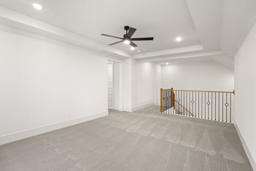 Spacious, unfurnished interior of a new home in Rio Vista at Kelly Ranch, Aledo (Image 45). Spacious, unfurnished interior of a new home in Rio Vista at Kelly Ranch, Aledo (Image 45).