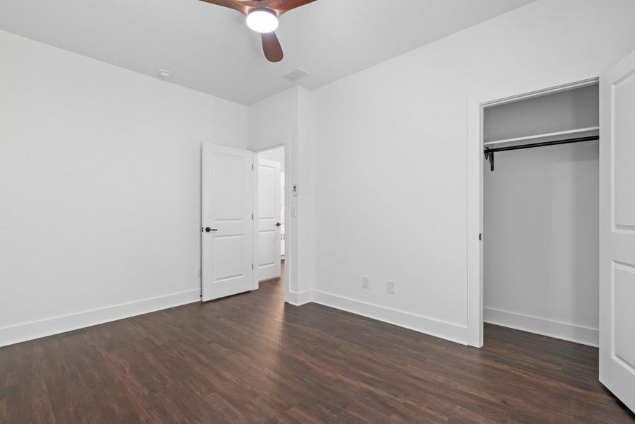 Spacious, unfurnished interior of a new home in , Stockbridge (Image 44).