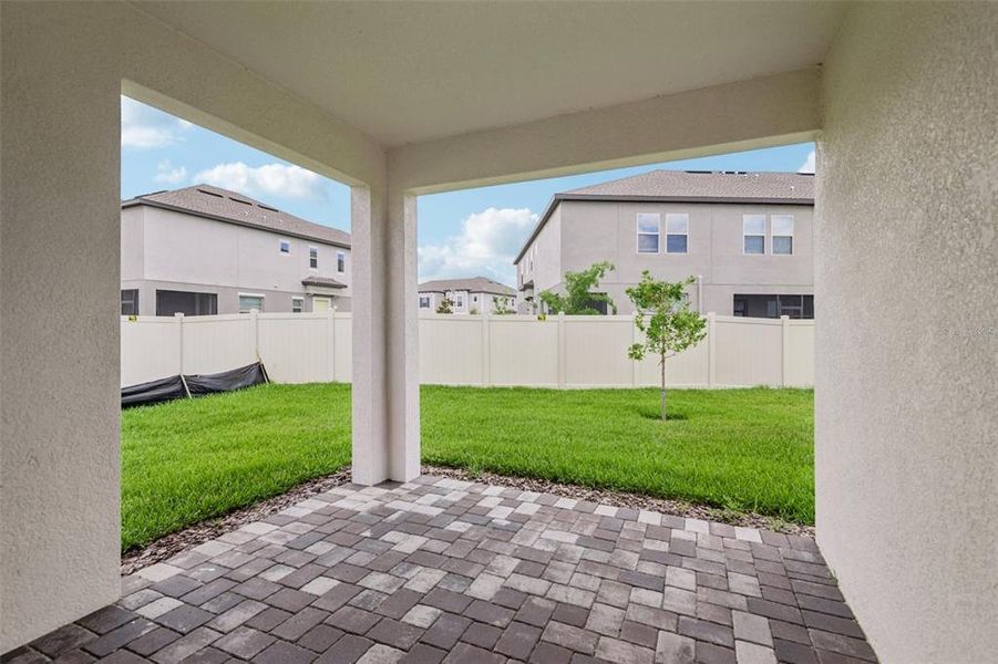 Spacious, unfurnished interior of a new home in Lagoon Residences at Epperson, Wesley Chapel (Image 33).
