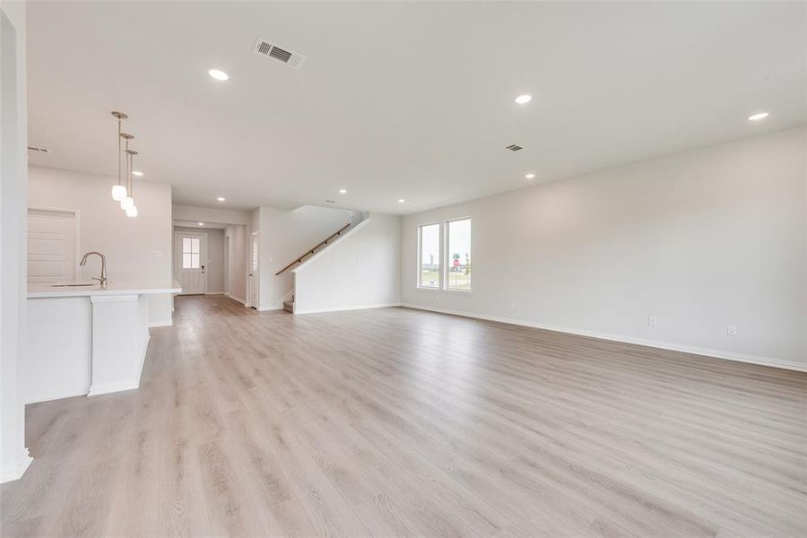 Spacious, unfurnished interior of a new home in Creekside of Crowley, Crowley (Image 23). Spacious, unfurnished interior of a new home in Creekside of Crowley, Crowley (Image 23).