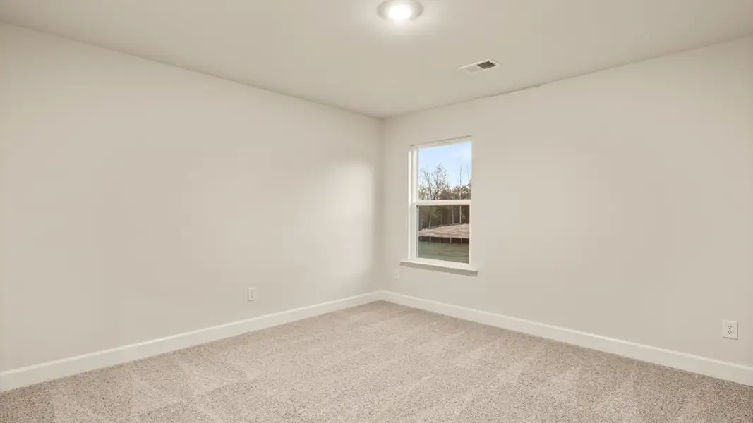 Representative unfurnished interior of a home built from the Jean Lee by D.R. Horton in Heritage Pointe, Senoia (Image 26).