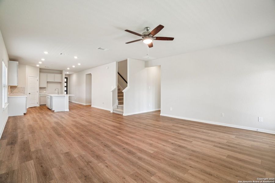 Spacious, unfurnished interior of a new home in Royal Crest, San Antonio (Image 12). Spacious, unfurnished interior of a new home in Royal Crest, San Antonio (Image 12).