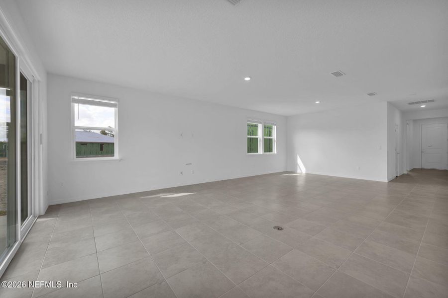 Spacious, unfurnished interior of a new home in Hyland Trail, Green Cove Springs (Image 14). Spacious, unfurnished interior of a new home in Hyland Trail, Green Cove Springs (Image 14).