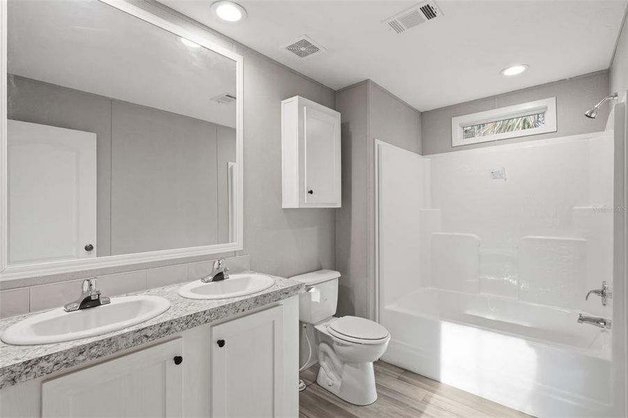 Furnished interior view inside a new home in , Casselberry (Image 11).