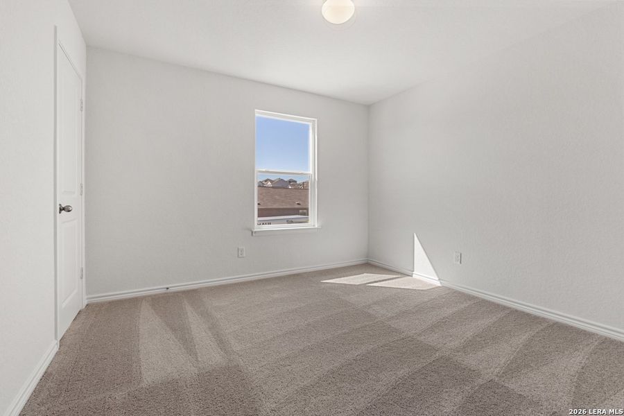 Spacious, unfurnished interior of a new home in Knox Ridge, Converse (Image 27).