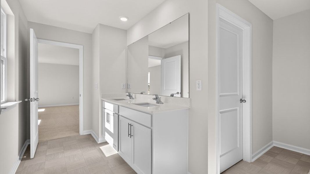 Furnished interior view inside a new home in Martin Farms, Aberdeen (Image 8).