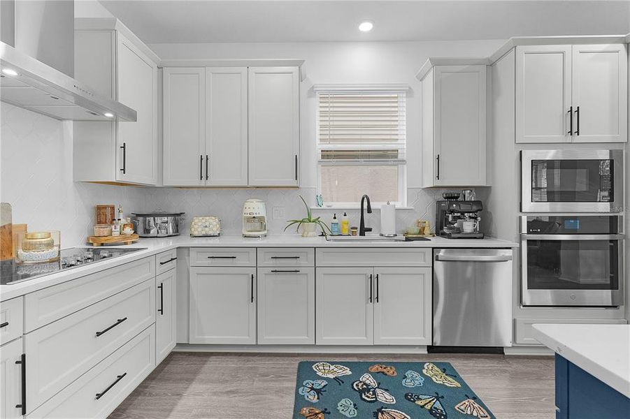 Furnished interior view inside a new home in , Clermont (Image 34).
