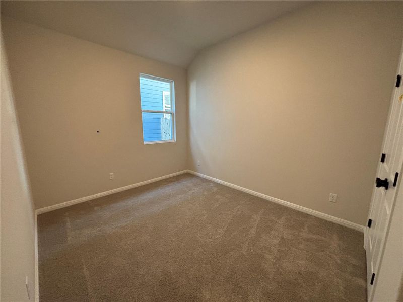 Spacious, unfurnished interior of a new home in Cannon Ranch 40s, Dripping Springs (Image 29).