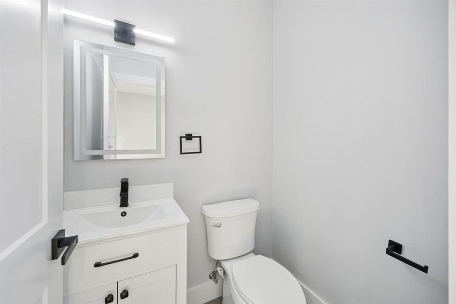 Furnished interior view inside a new home in , Cedar Hill (Image 11).