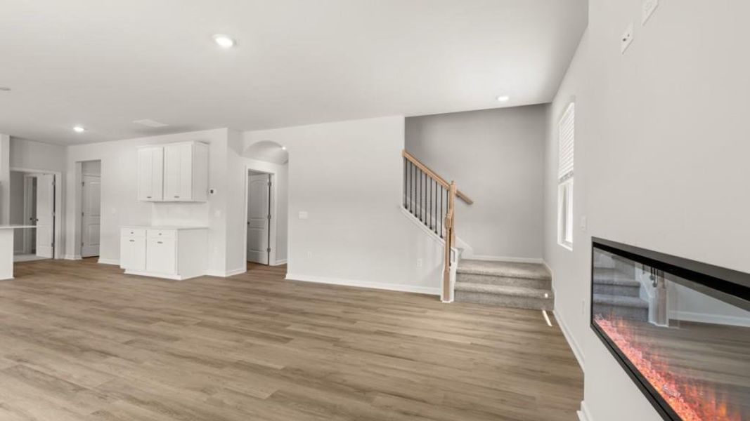 Spacious, unfurnished interior of a new home in Grandview at Lanier, Dawsonville (Image 18).