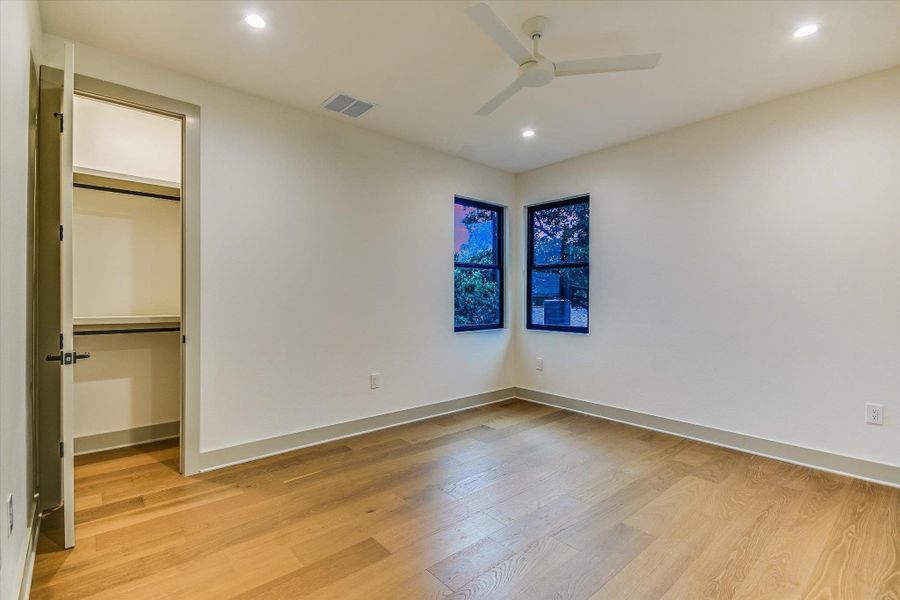 3rd Bedroom - attached to the Jack-and-Jill bathroom. 3rd Bedroom - attached to the Jack-and-Jill bathroom.