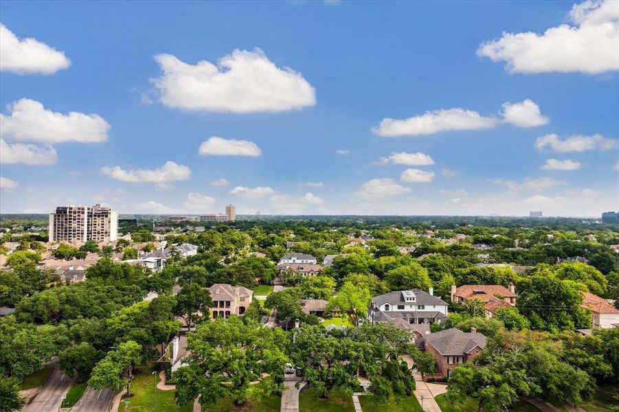 Embrace the dynamic cityscape from the balcony of The Hawthorne, with a North view.