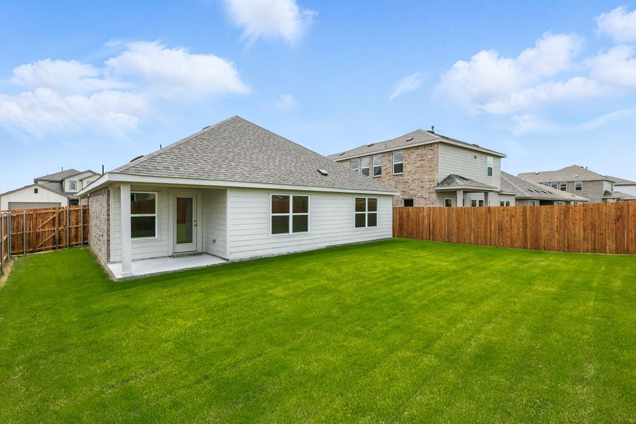 Representative exterior details of a home built from the Landmark Series - Avalon by Brightland Homes in Still Water Lake Estates, Godley (Image 3). Representative exterior details of a home built from the Landmark Series - Avalon by Brightland Homes in Still Water Lake Estates, Godley (Image 3).