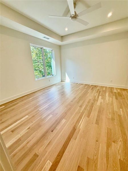 Spacious, unfurnished interior of a new home in , Sandy Springs (Image 55).