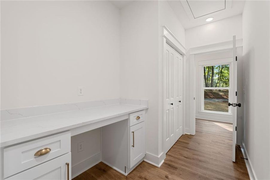 Image 87 of a home in .