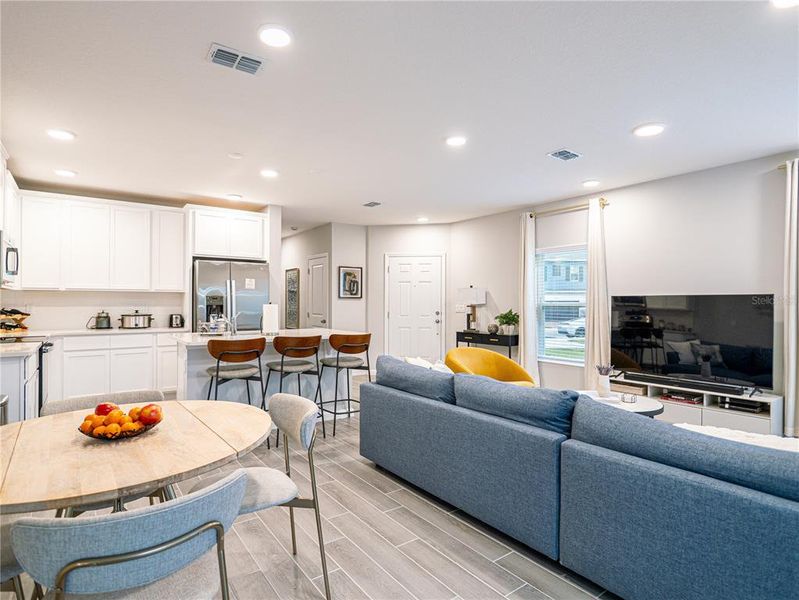 Furnished interior view inside a new home in Towns at Tuskawilla Commons, Oviedo (Image 19).