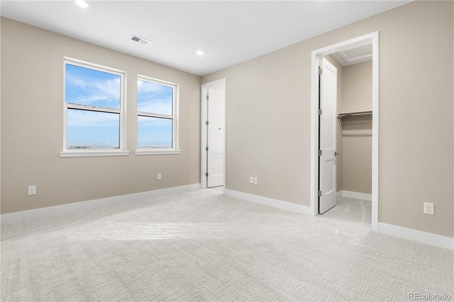 Spacious, unfurnished interior of a new home in Autograph at Lyric, Lone Tree (Image 41).