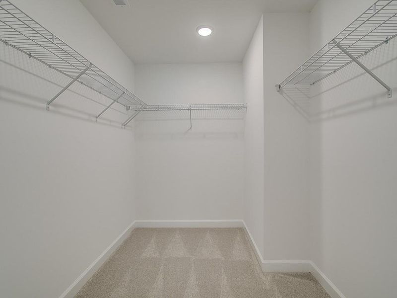 Spacious, unfurnished interior of a new home in Bluffs at Bells Ferry, Marietta (Image 23).