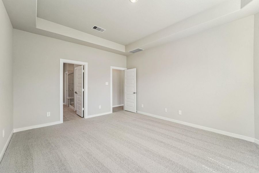 Photo is not of the actual home, but is an inspirational photo of builder’s model home and may depict options, furnishings, and/or decorator features that are not included Photo is not of the actual home, but is an inspirational photo of builder’s model home and may depict options, furnishings, and/or decorator features that are not included