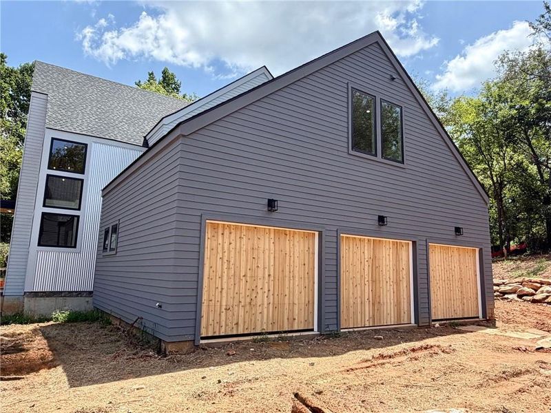 Exterior details and patio area of a home in Aster, Roswell (Image 23).