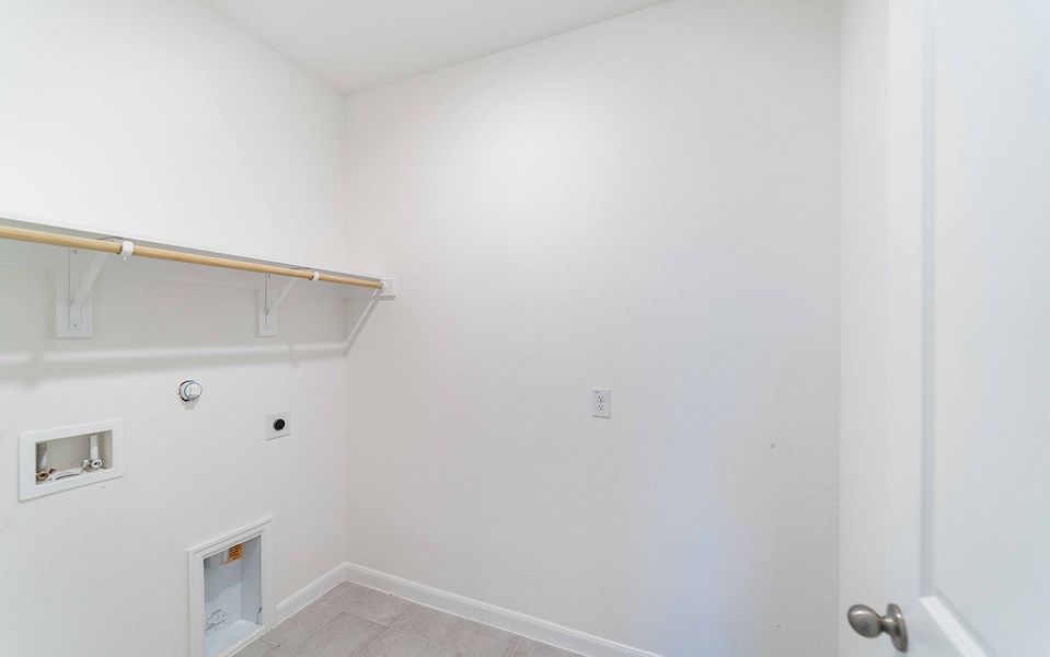 Spacious, unfurnished interior of a new home in La Terra, Celina (Image 38). Spacious, unfurnished interior of a new home in La Terra, Celina (Image 38).