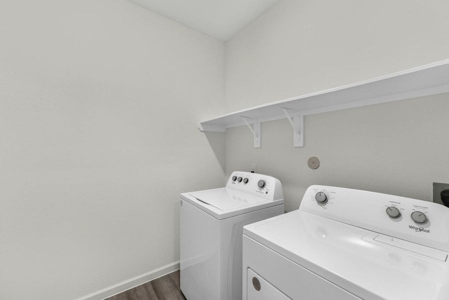 Image 14 of a home in Cedar Pointe.